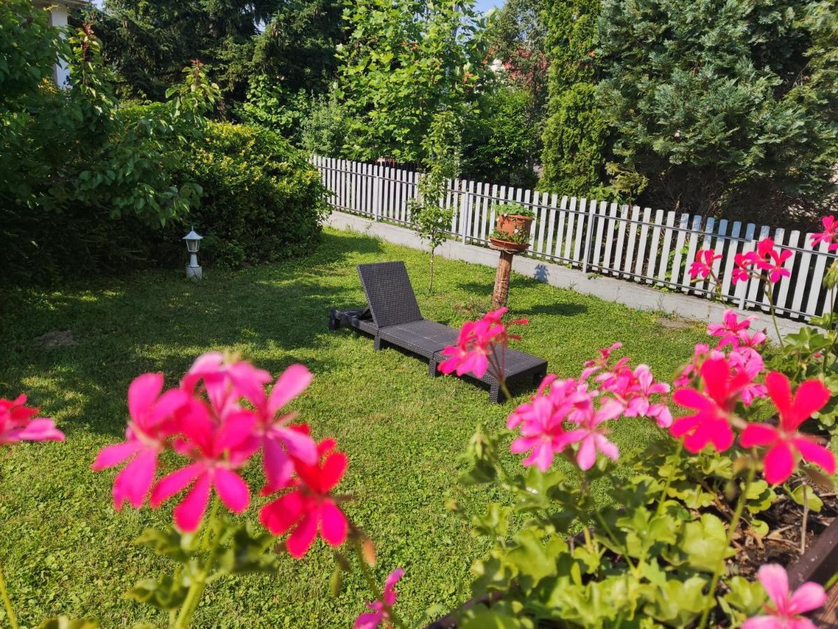 Fészek Apartmanház Vonyarcvashegy Esterno foto