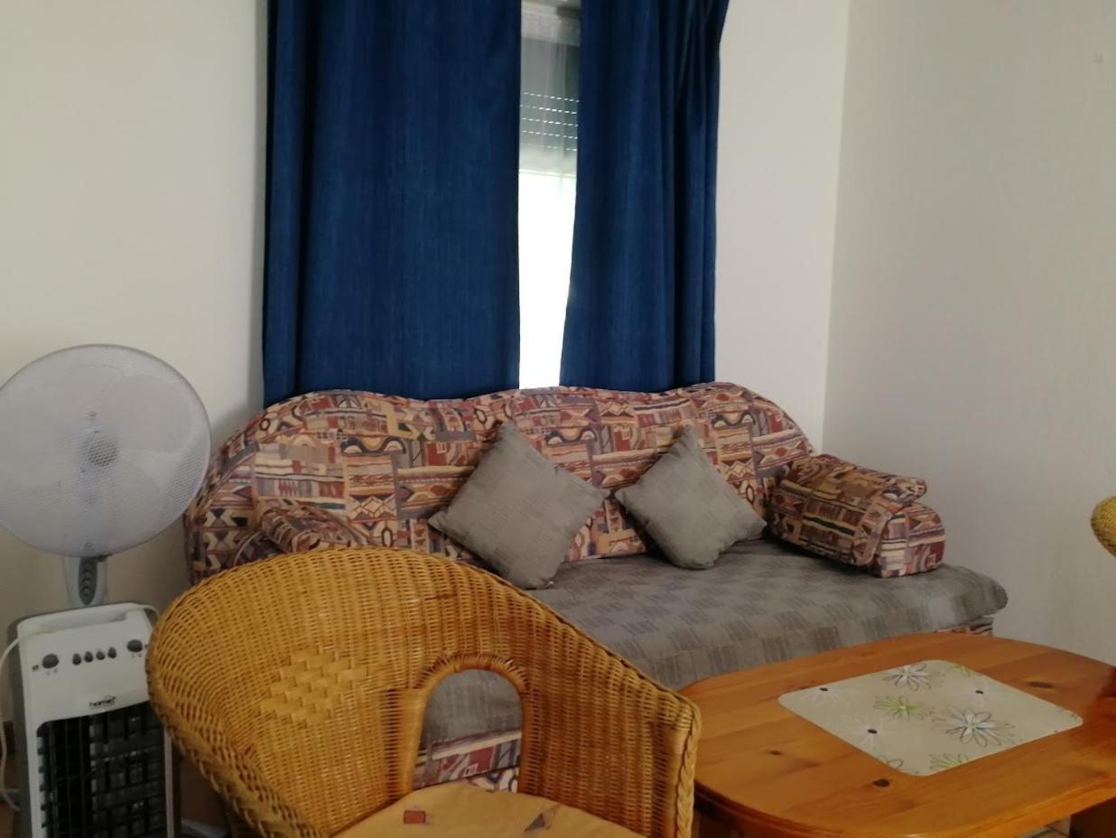 Fészek Apartmanház Vonyarcvashegy Esterno foto